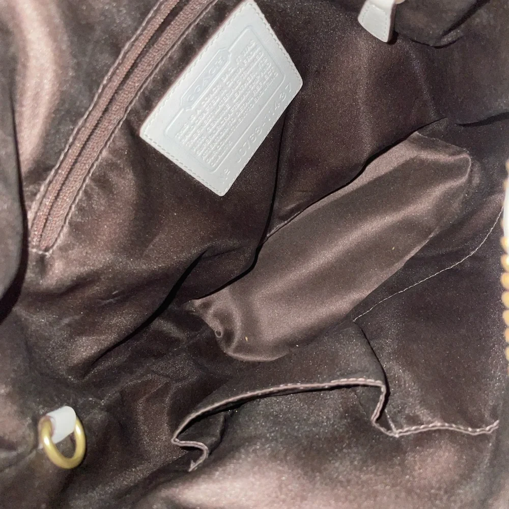 Coach purse - Picture 4 of 5